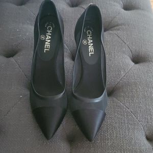 Chanel heels satin grosgrain. 38